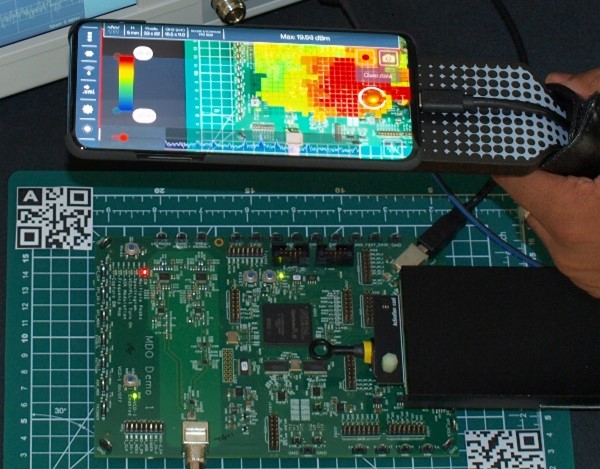 EM-ScanPhone