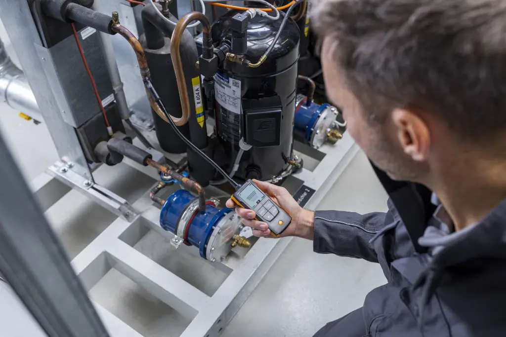 testo-514-refrigeration-leak-detection-2.webp